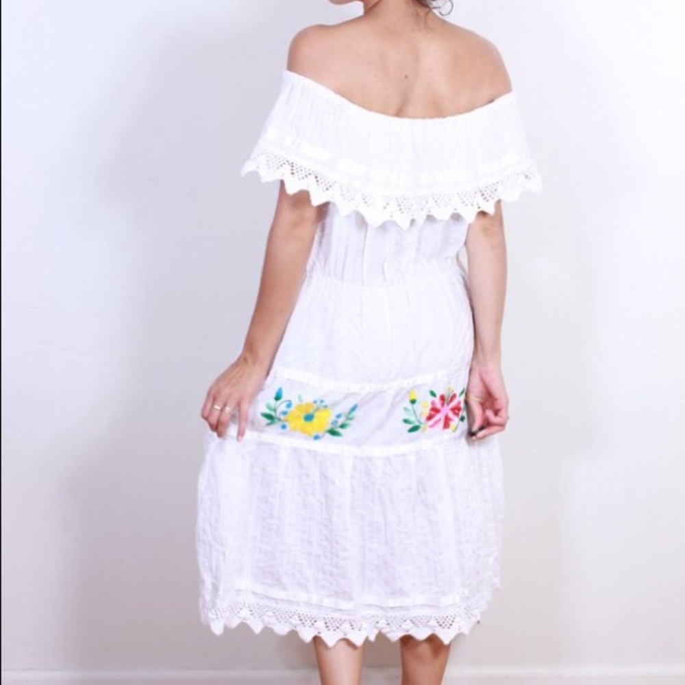 1970s Mexican Embroidered Dress (Frida Kahlo)